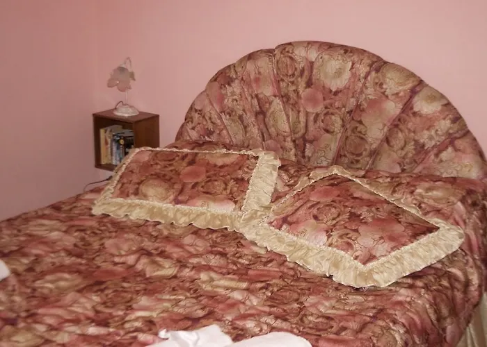 Amores Bed & Breakfast 3*